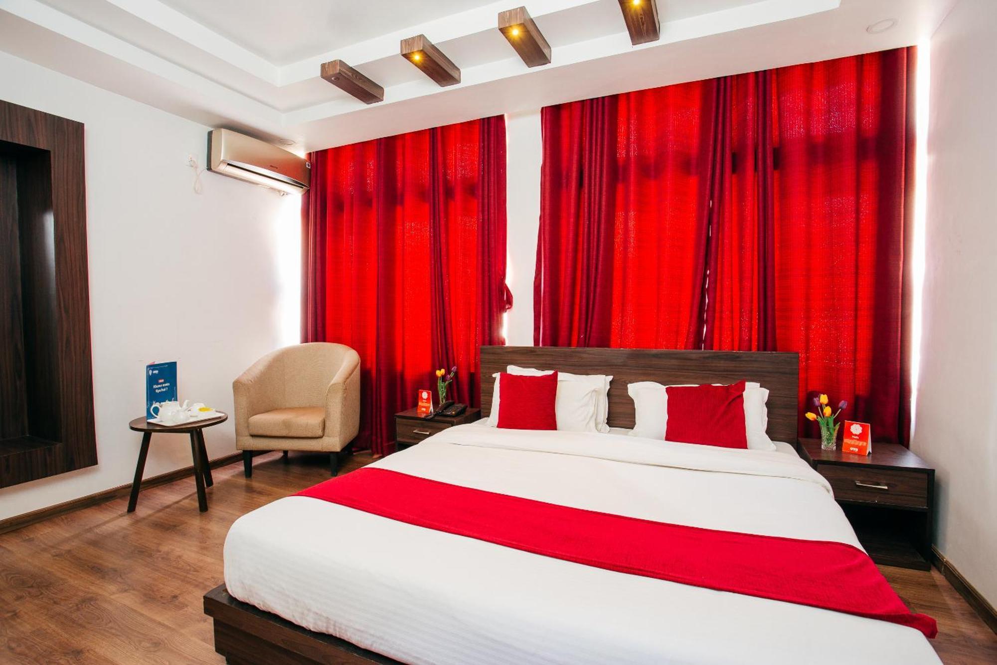 Oyo 11474 Gangaur Regency Boutique Hotel Катманду Екстериор снимка