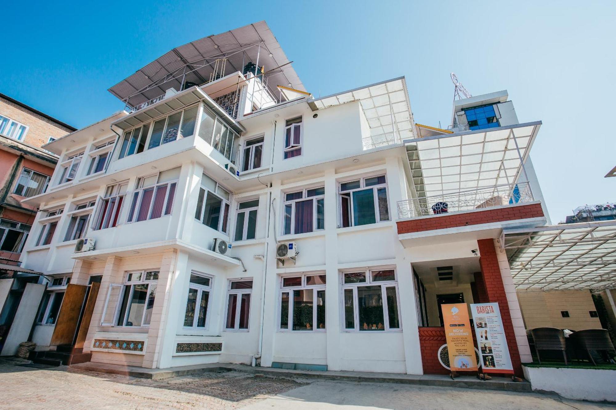 Oyo 11474 Gangaur Regency Boutique Hotel Катманду Екстериор снимка