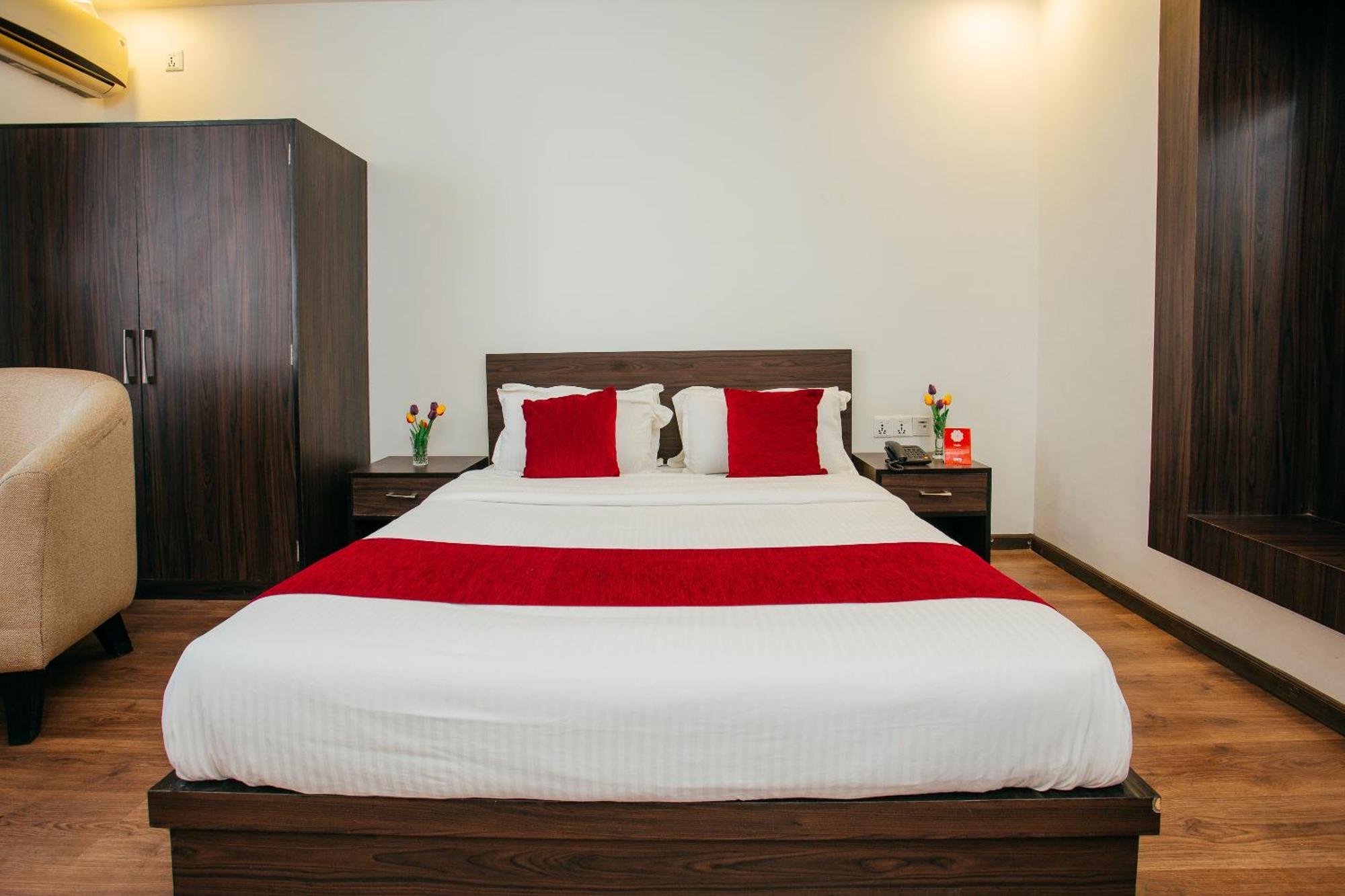 Oyo 11474 Gangaur Regency Boutique Hotel Катманду Екстериор снимка