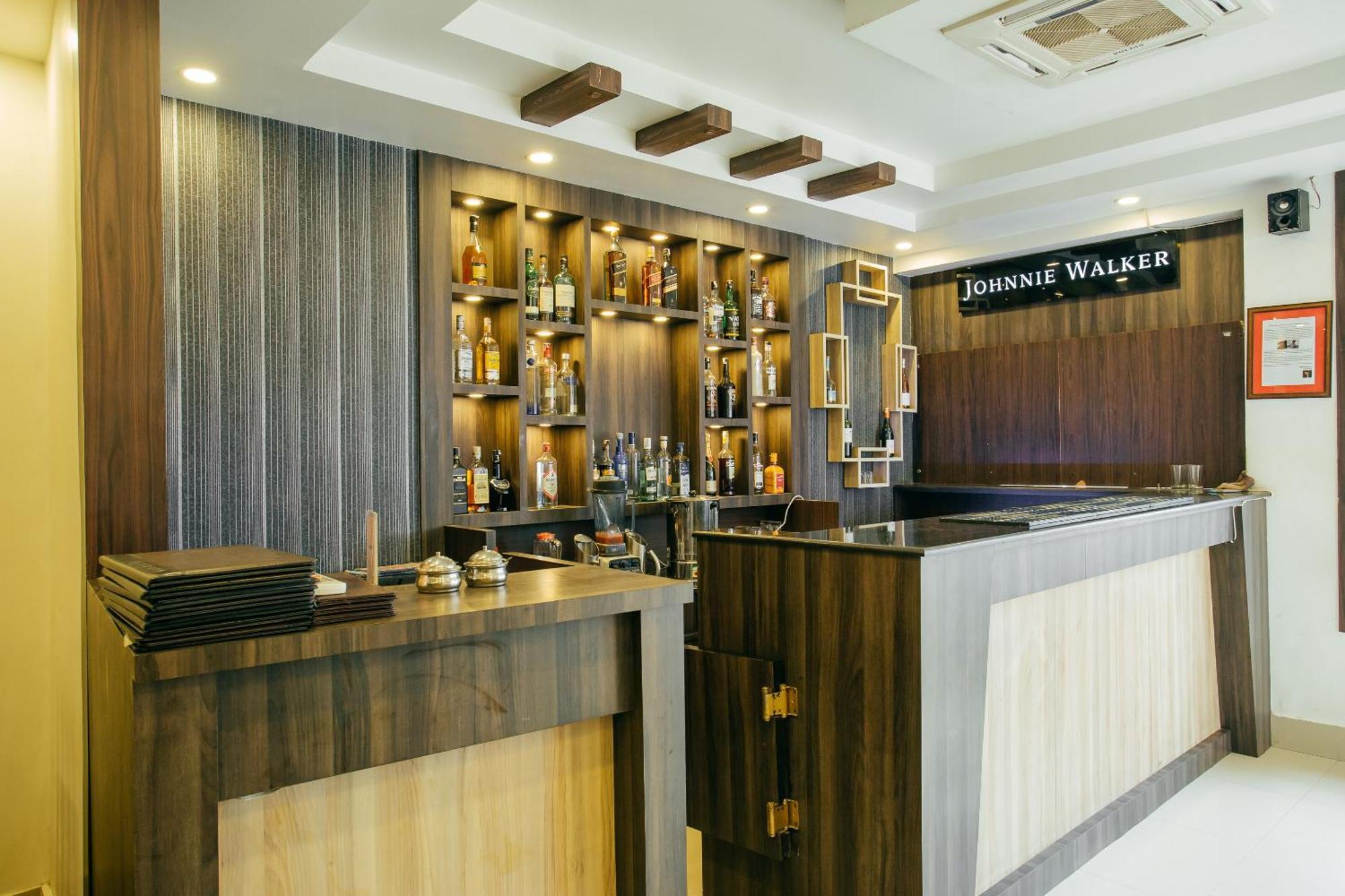 Oyo 11474 Gangaur Regency Boutique Hotel Катманду Екстериор снимка