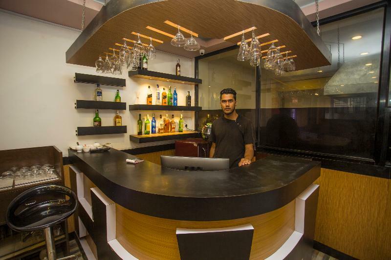Oyo 11474 Gangaur Regency Boutique Hotel Катманду Екстериор снимка